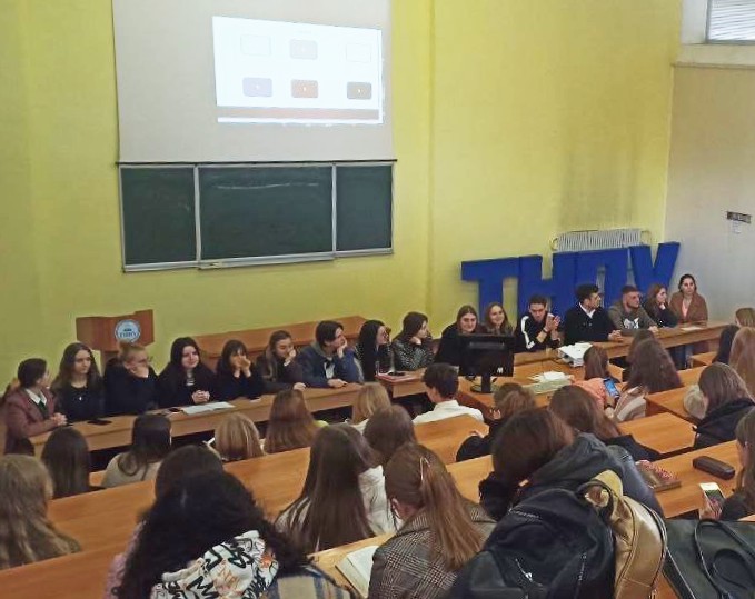 Студенти факультету філології і журналістики на освітньому заході «ДоброЧесність»